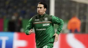 {{ otherArticle[0].article.title }}