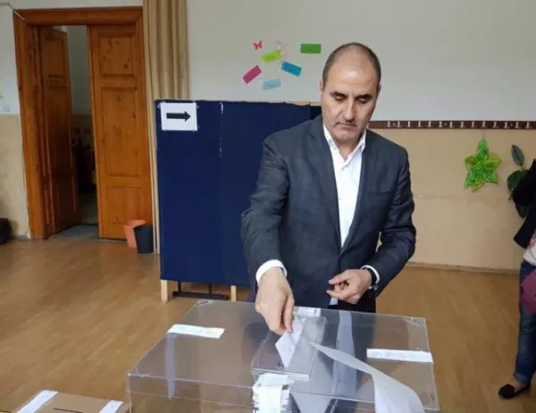 Цветанов: Гласувах за реални решения за България
