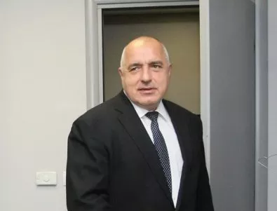 Лидерът на ЕНП поздрави Борисов на български