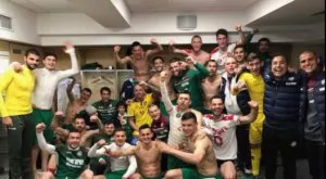 {{ otherArticle[0].article.title }}