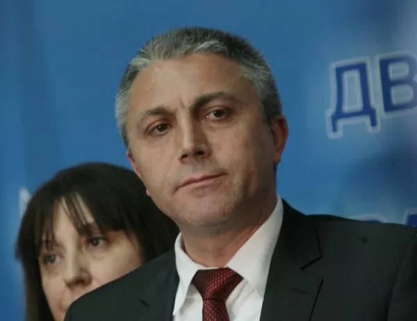 ДПС пак поиска оставката на Симеонов, прати писмо до Европа