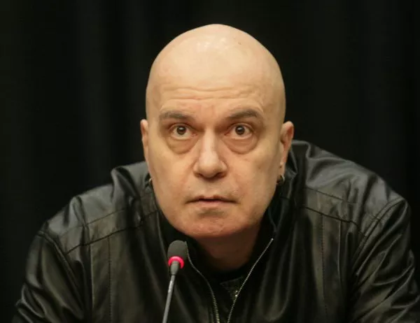 ГЛЕДАХТЕ НА ЖИВО: Слави Трифонов със специална пресконференция след последния скандал