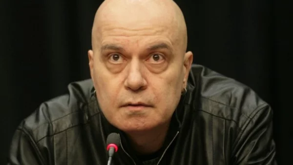 Трифонов в атака: Наглите не са в затвора, а в Министерски съвет