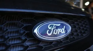 Ford съкращава 10% от служителите си 