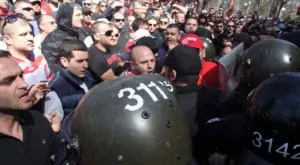 {{ otherArticle[0].article.title }}