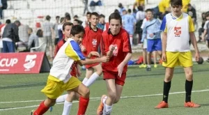 Тийн идолите Пламен и Иво ще демонстрират футболни умения тази събота в Пловдив