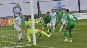 {{ otherArticle[0].article.title }}