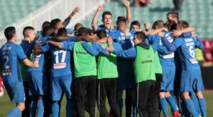 {{ otherArticle[0].article.title }}