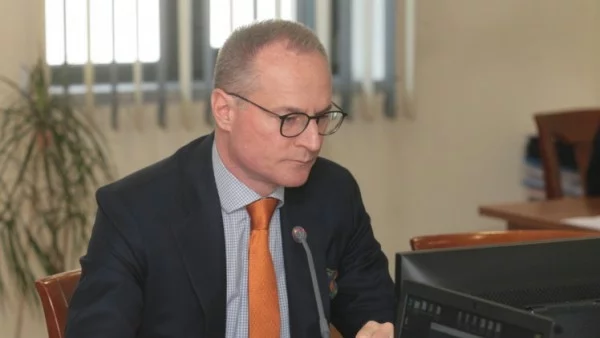 Лозан Панов поиска наказание за шефа на Апелативния спецсъд заради Иванчева