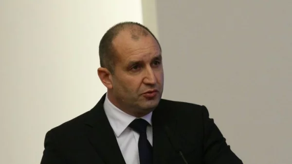 Радев: Девети септември е повод за помирение