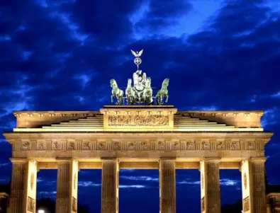 Берлин отказа да освети Бранденбургската врата в памет на жертвите от Петербург