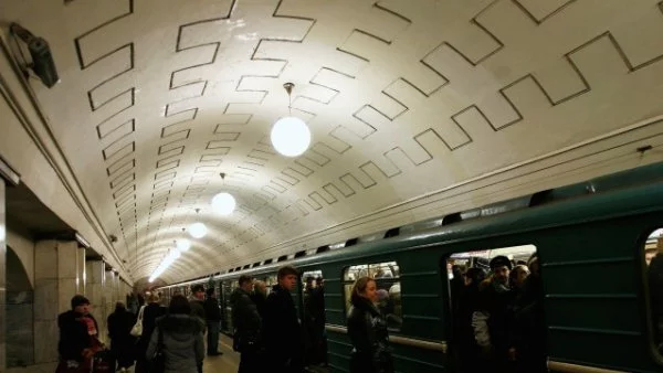 Затвориха метростанция в Санкт Петербург