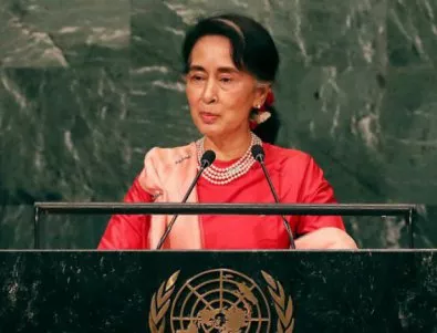 Аун Сан Су Чи отрече да има етническо прочистване на рохинджи в Мианмар