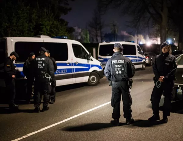 В Берлин конфискуваха оръжия от свързан с ислямисти германец