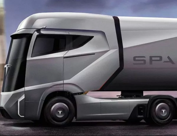 Tesla ще представи камион през септември