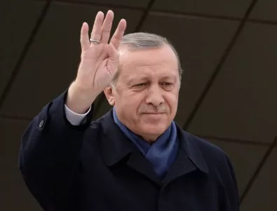 Докато Ердоган пирува, как Турция затъва