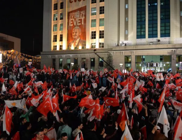 Турската опозиция ще сезира съда в Страсбург за референдума на Ердоган