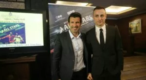 {{ otherArticle[0].article.title }}