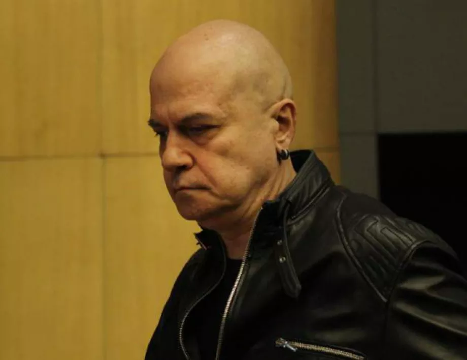 "Барометър": Слави Трифонов е новият Бареков, ще получи под 2% доверие