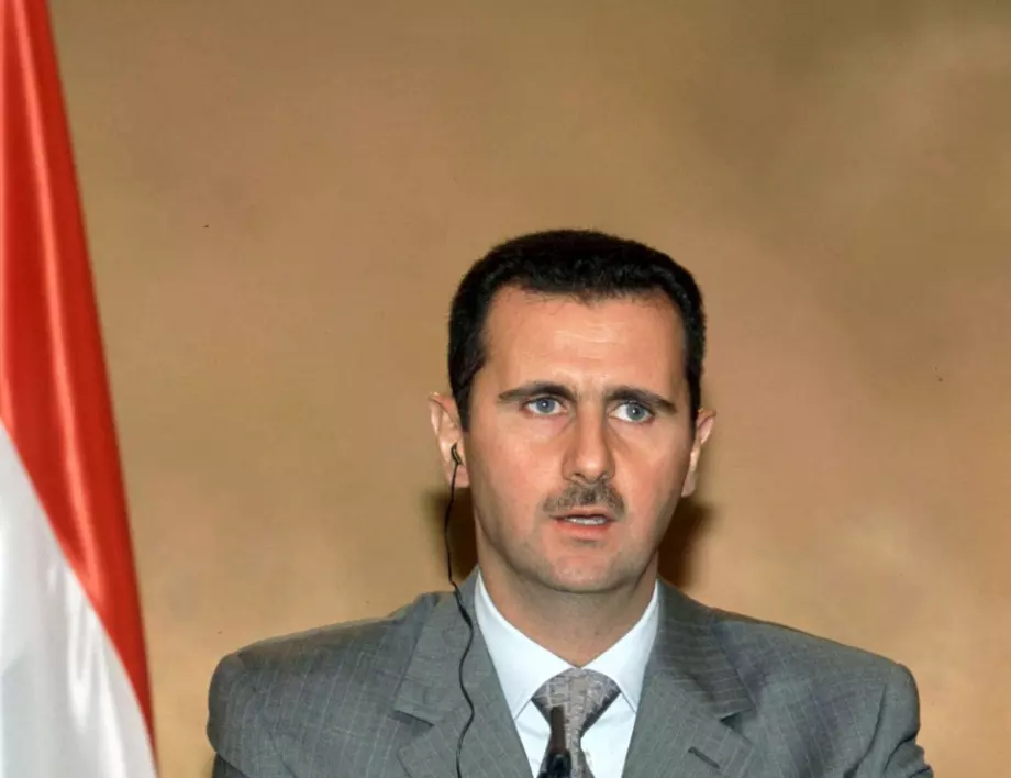 Беглец от Сирия: Асад спаси властта си, но управлява поле от руини