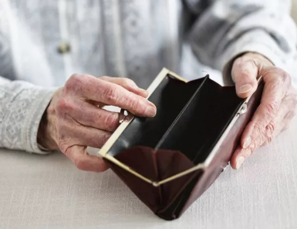 Изплащането на пенсиите с великденските добавки започва на 8 април