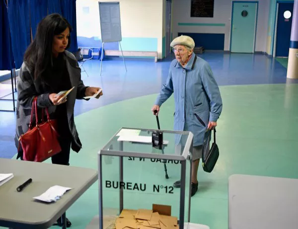 70% от избирателите във Франция са гласували