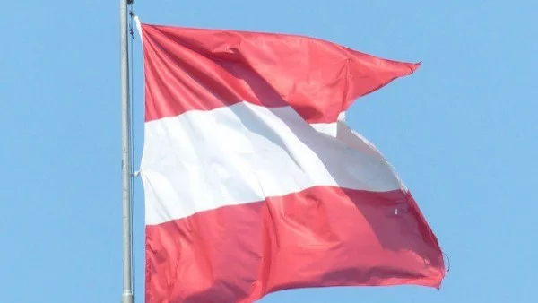 Австрия премахва двойното гражданство за турците в страната