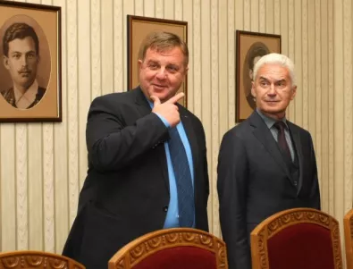 Каракачанов смята, че Сидеров завижда на ВМРО, посъветва го да си види ромските гласове