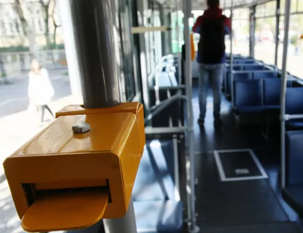 По план от март отпадат хартиените билетчета за градския транспорт във Варна
