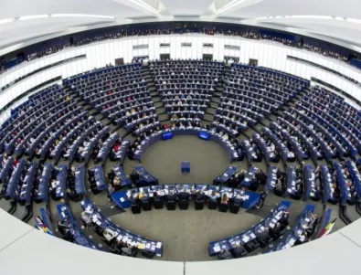 Преводачите в Европейския парламент обявиха стачка