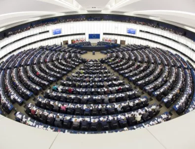 Евродепутатите обсъждат защитата на медиите след убийството на журналистка