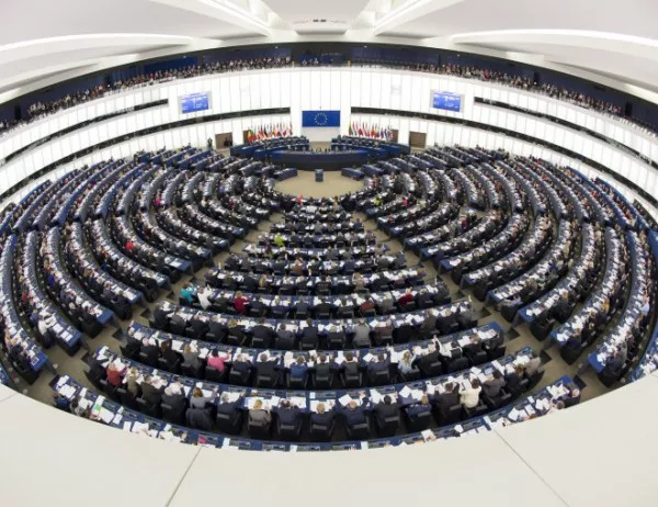 Евродепутатите отложиха приемането на пакета "Мобилност"
