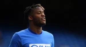 {{ otherArticle[0].article.title }}