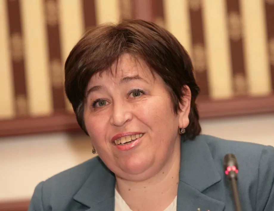 Стела Балтова: Здравното министерство организира томбола за ваксинирани