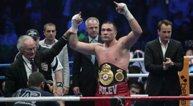 Кубрат Пулев отново вдигна гордо титлата на WBA (ВИДЕО)