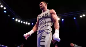 {{ otherArticle[0].article.title }}