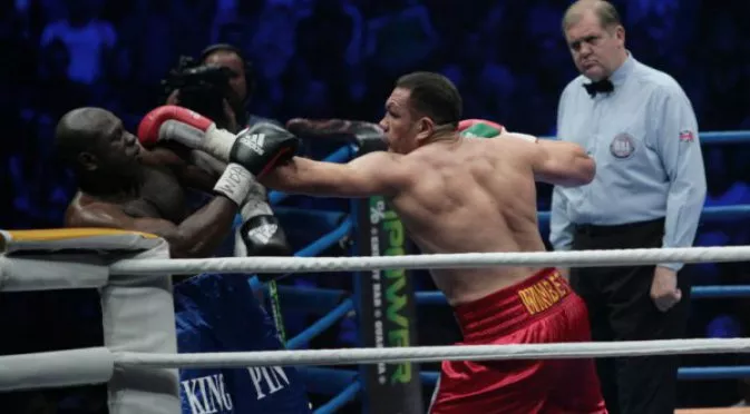 "Boxingnews24": Реферът трябваше да дисквалифицира Кубрат Пулев