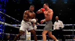 Джошуа по време на мача с Кличко: Оставиш ли ме да продължа, ще те нокаутирам