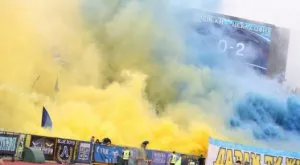 {{ otherArticle[0].article.title }}