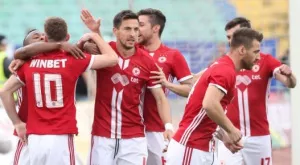 {{ otherArticle[0].article.title }}