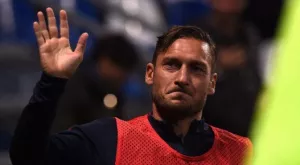 Франческо Тоти се завърна с гол в демонстративен мач (ВИДЕО)