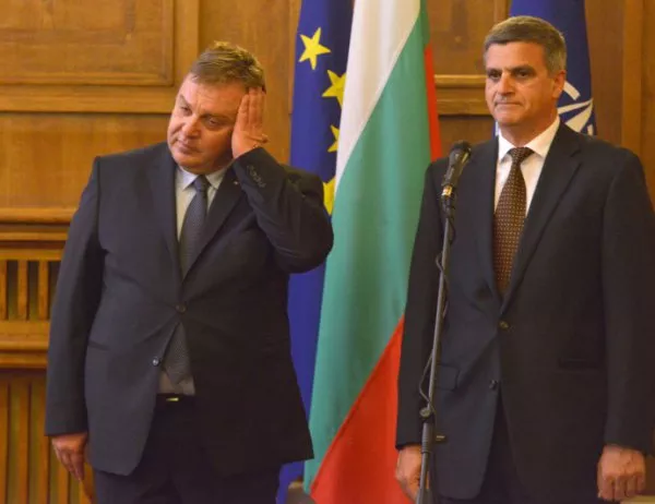 Каракачанов: Поемем отговорността в рисково за България време