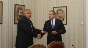 Борисов прие поканата на Радев за среща