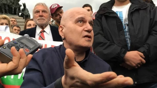 Слави открехна завесата какво предстои след кастинга за политици
