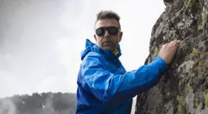 Нови силни ветрове спряха акцията по откриването на Боян Петров