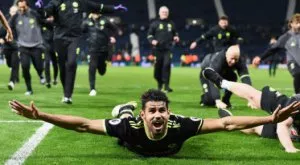 Шампионските емоции на Челси в съблекалнята (ВИДЕО)