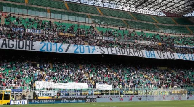 Фен на Интер почина след безредиците преди мача с Наполи, готвят се сериозни санкции след боевете 