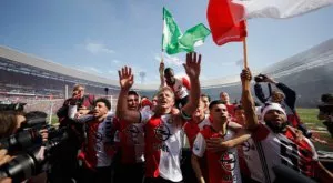 Фейенорд триумфира в Холандия след 18-годишно прекъсване