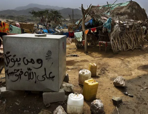 СЗО предупреди за "агресивно“ разпространение на холера в Йемен