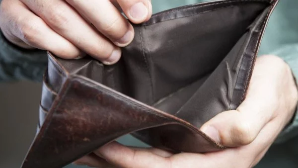 Вече има две Българии